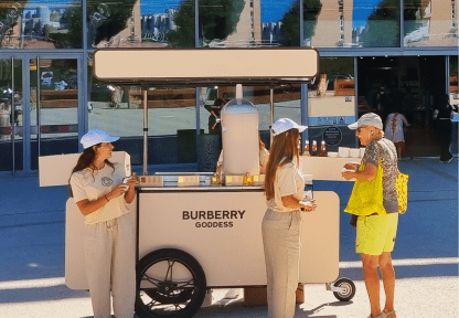 action Burberry Riviera Pub