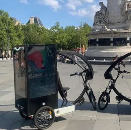 vélo ecran led Mieux vieillir - Riviera Pub