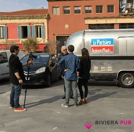 camion roadshow camion showroom riviera pub