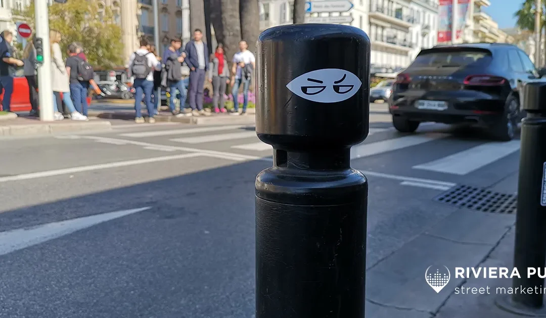 Guérilla marketing & affichage sauvage – Sneaky Cards | Cocktail Games – FIJ Cannes 2019